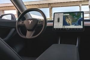 Tesla Model Y Long Range 2020 года  (NA)